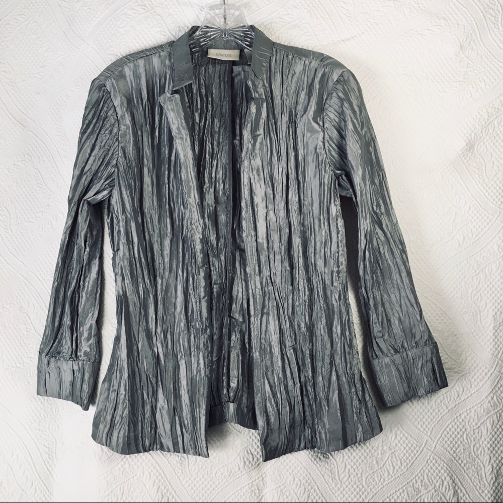 Woman’s Small Platinum Chico’s Crinkle Jacket